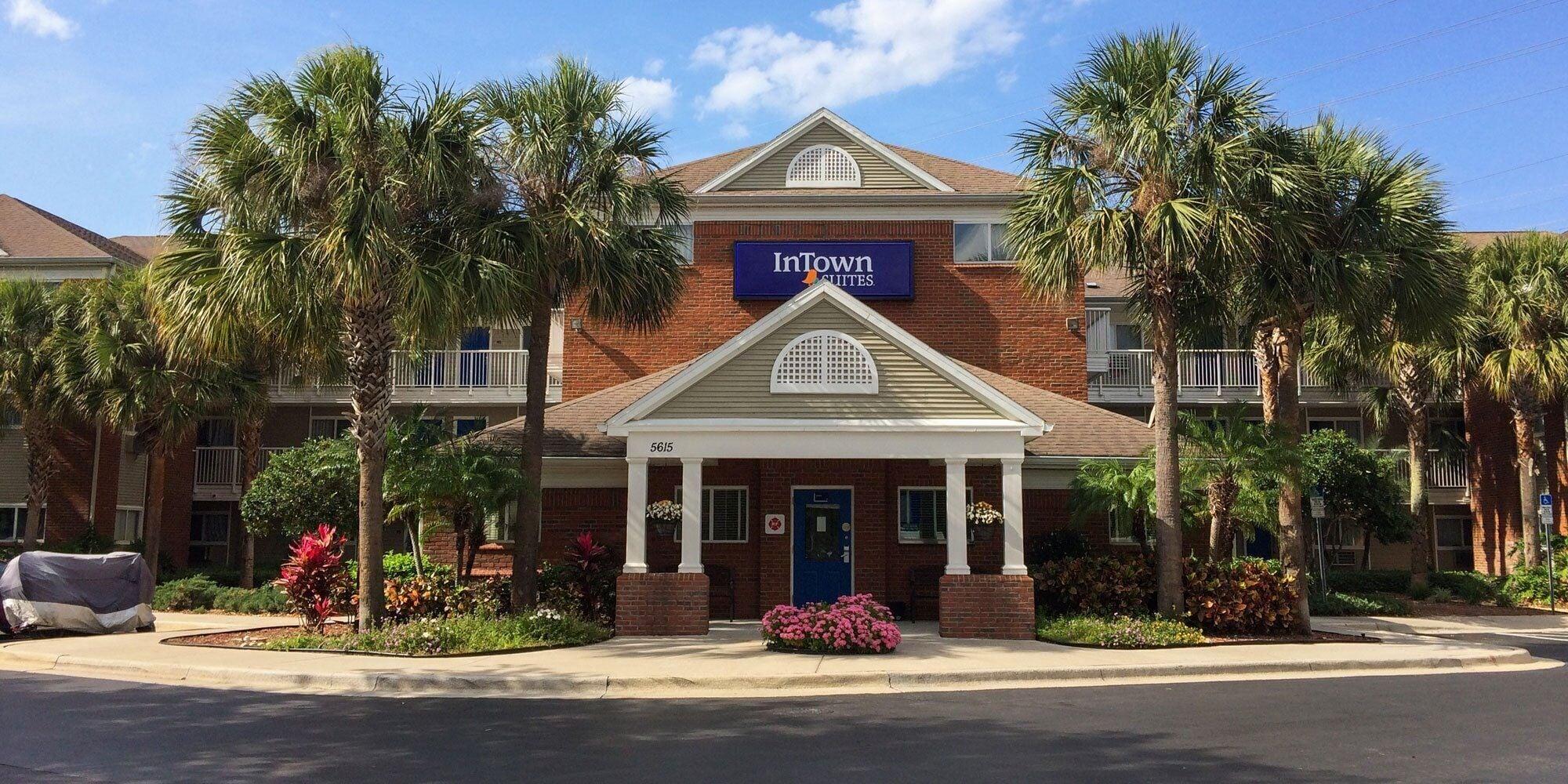 Vista Exterior InTown Suites Extended Stay Orlando FL - Universal