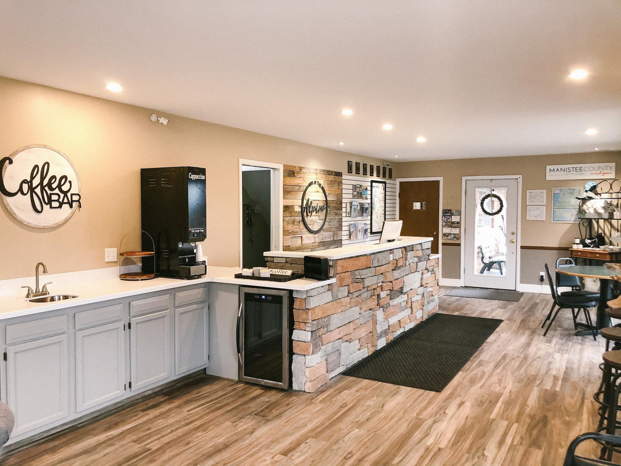 Vista Lobby Inn At The Alpine By Budget Host