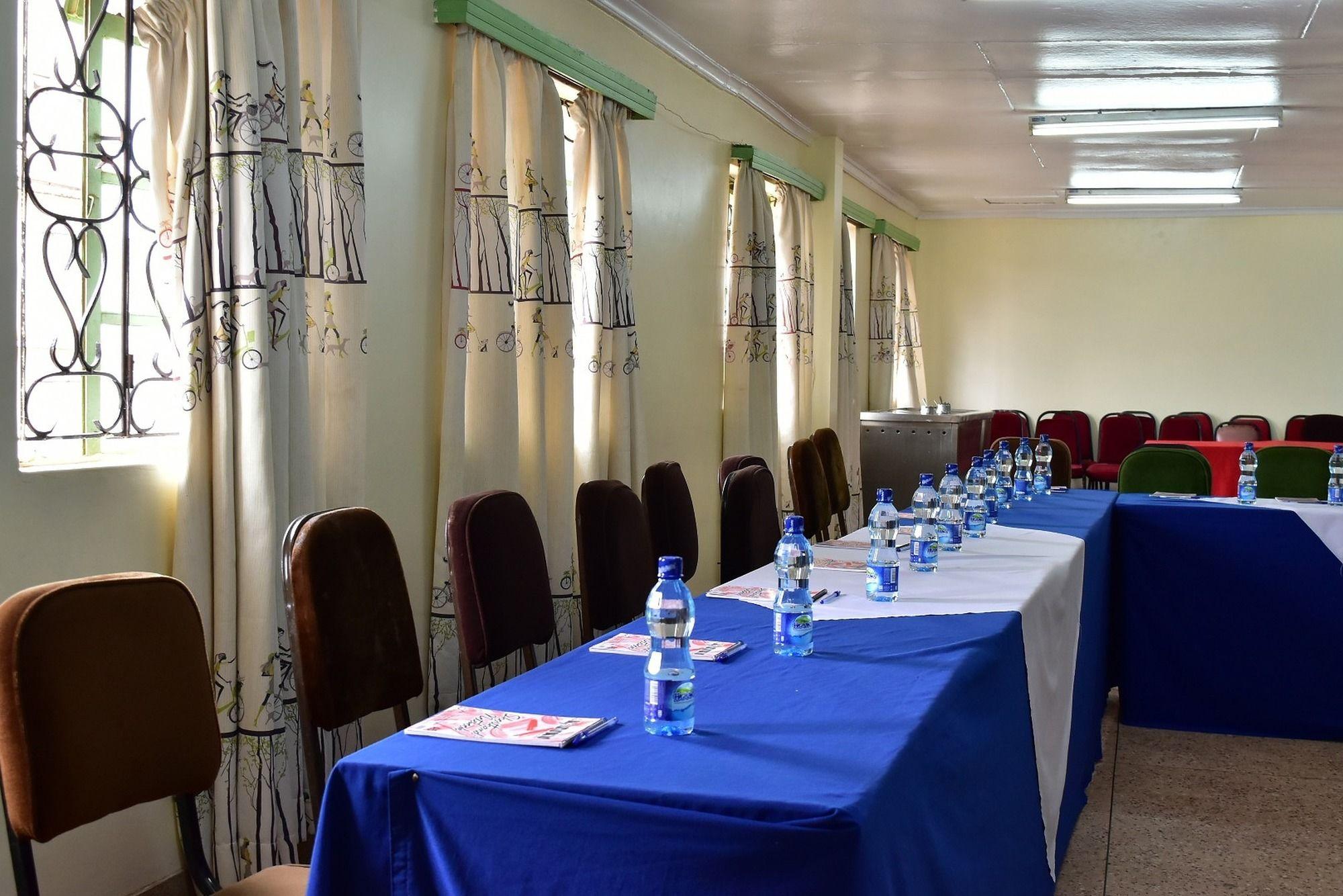 Sala de Reuniones Ibis Hotel Nyeri