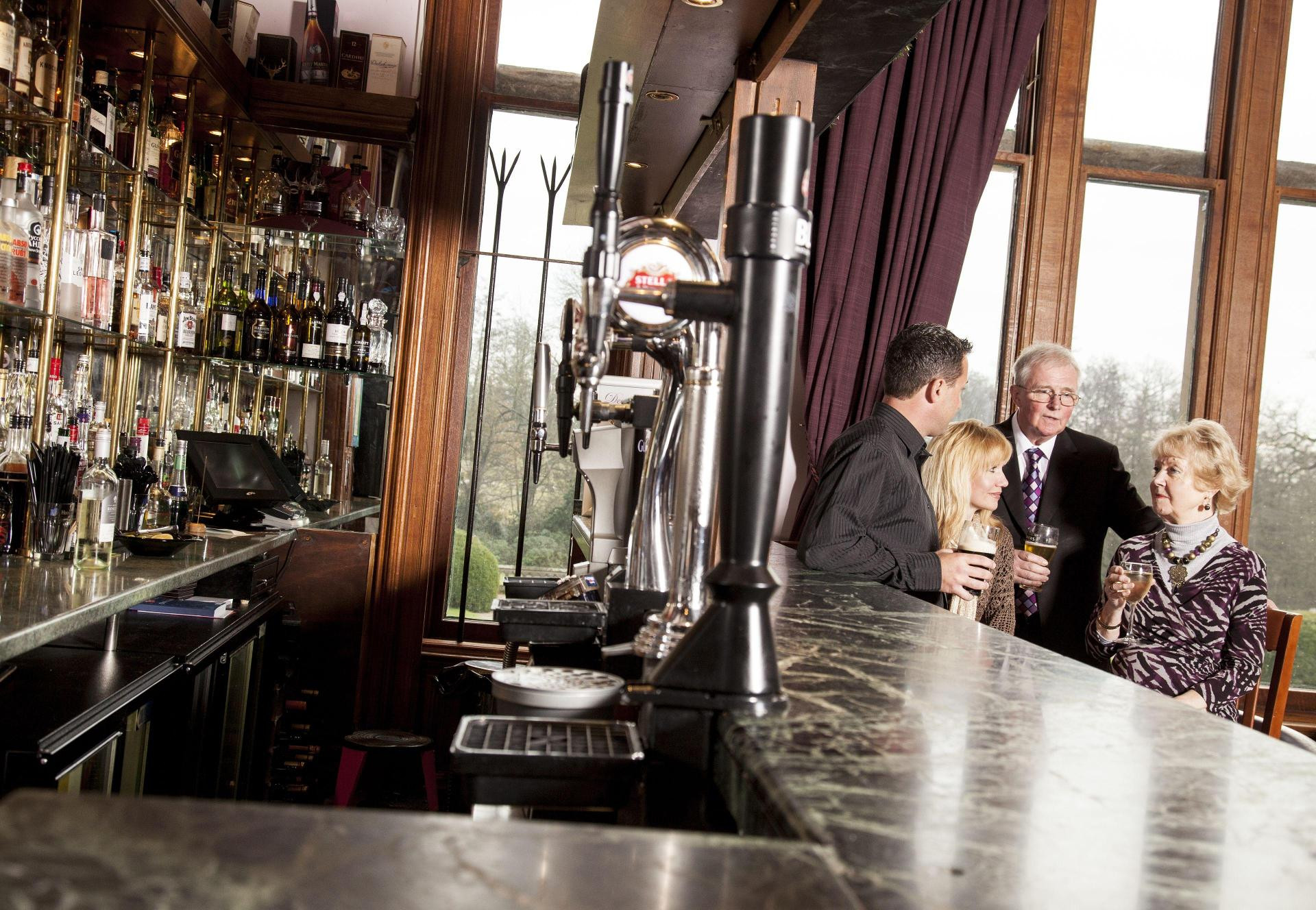 Bar/Salón Wroxall Abbey Hotel