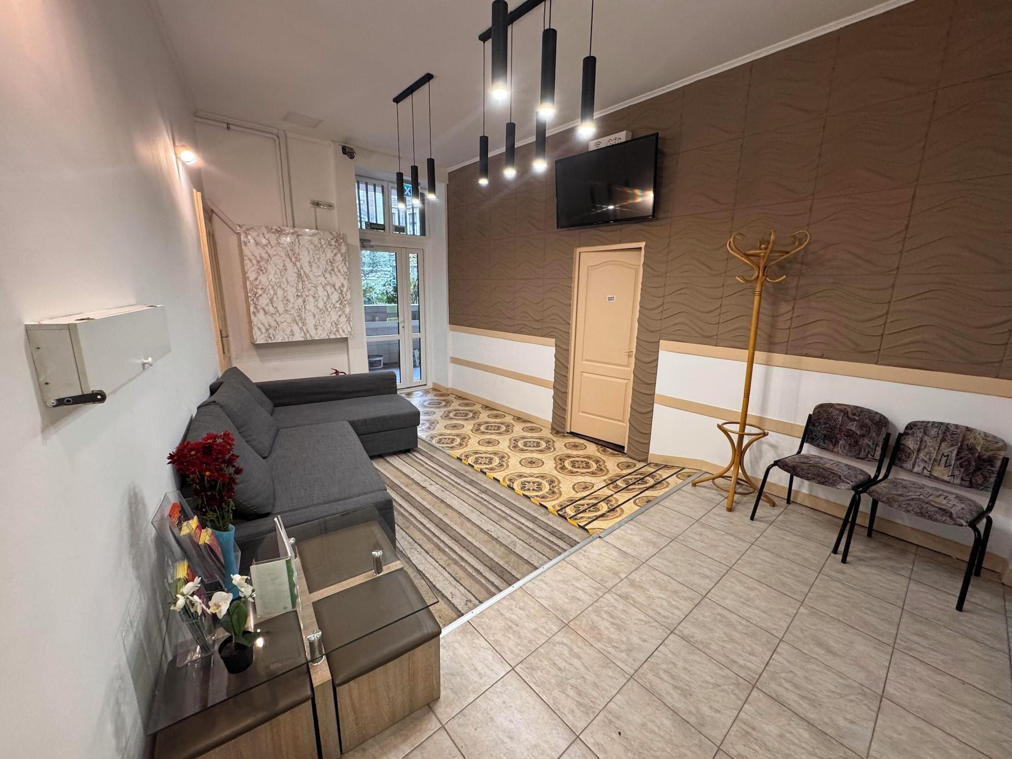 Vista Lobby Omega Guesthouse Budapest