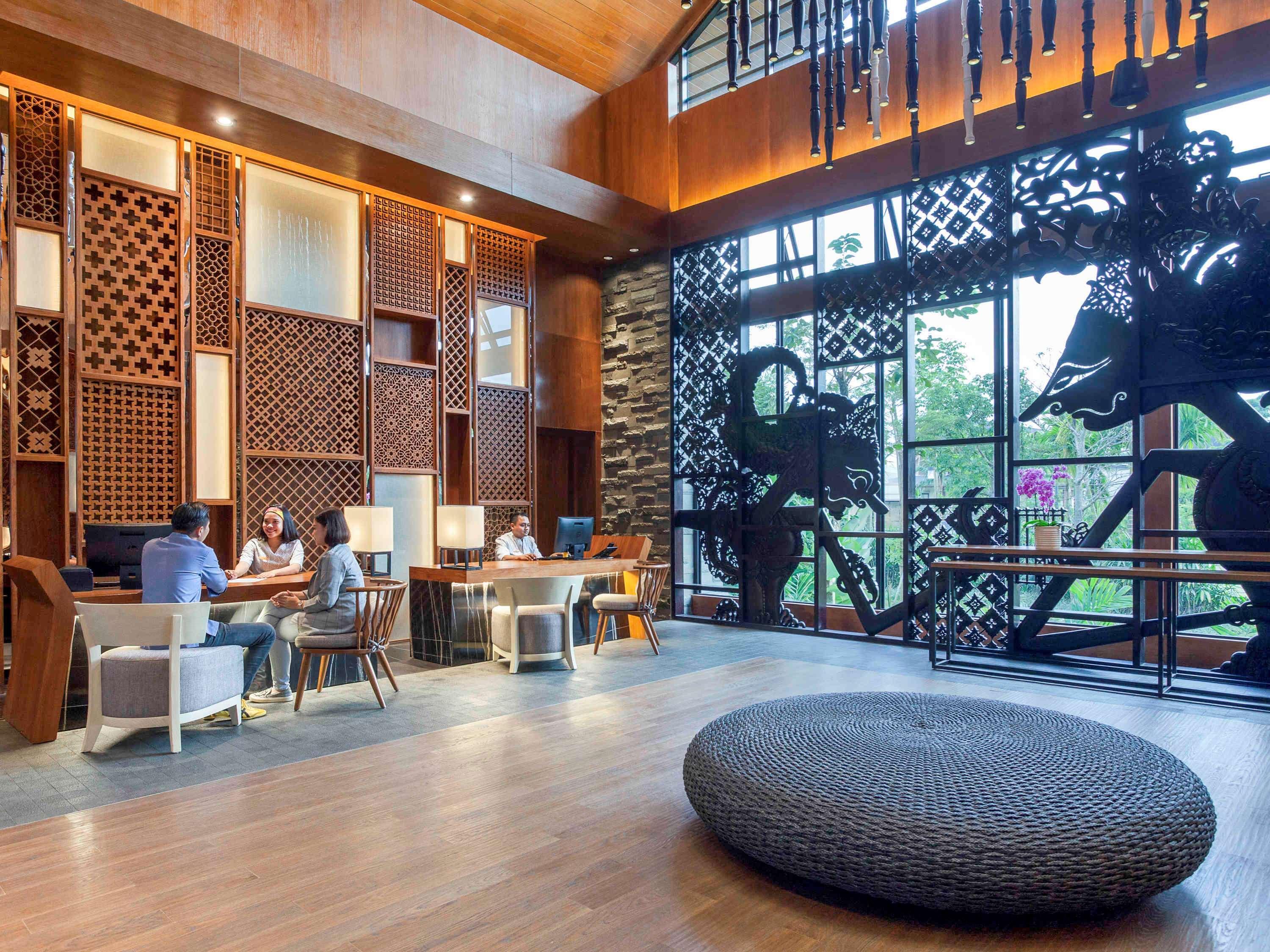 Vista Lobby Pullman Ciawi Vimala Hills Resort