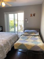 Alquiler Vacacional - Blue Beach House - Duplex Home, A Minute Walk to the Beach