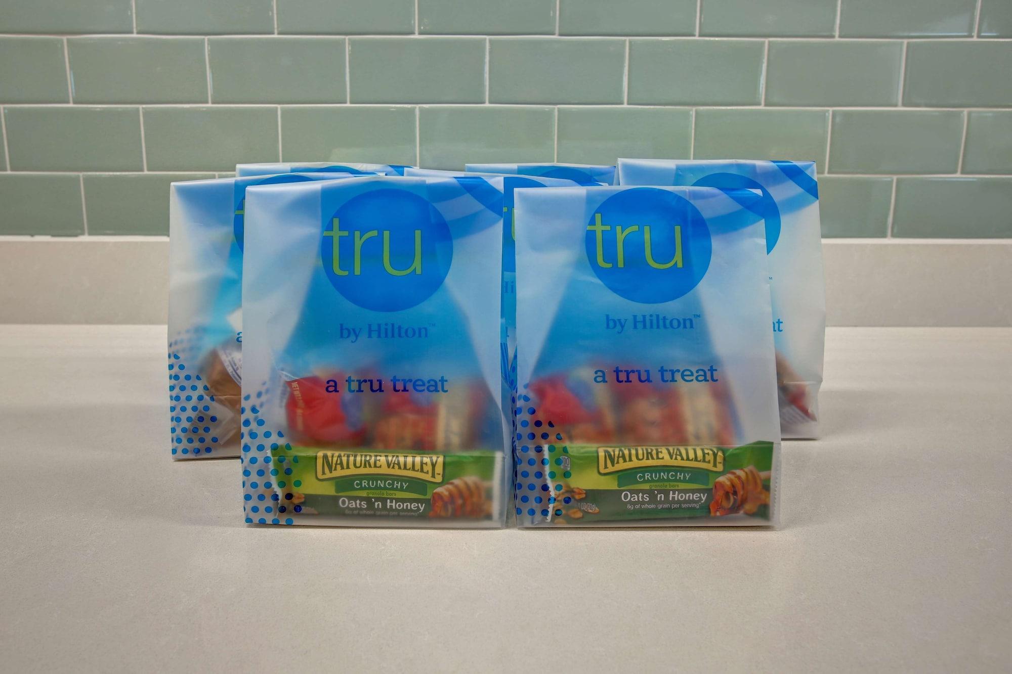 Restaurant Tru by Hilton Grand Prairie