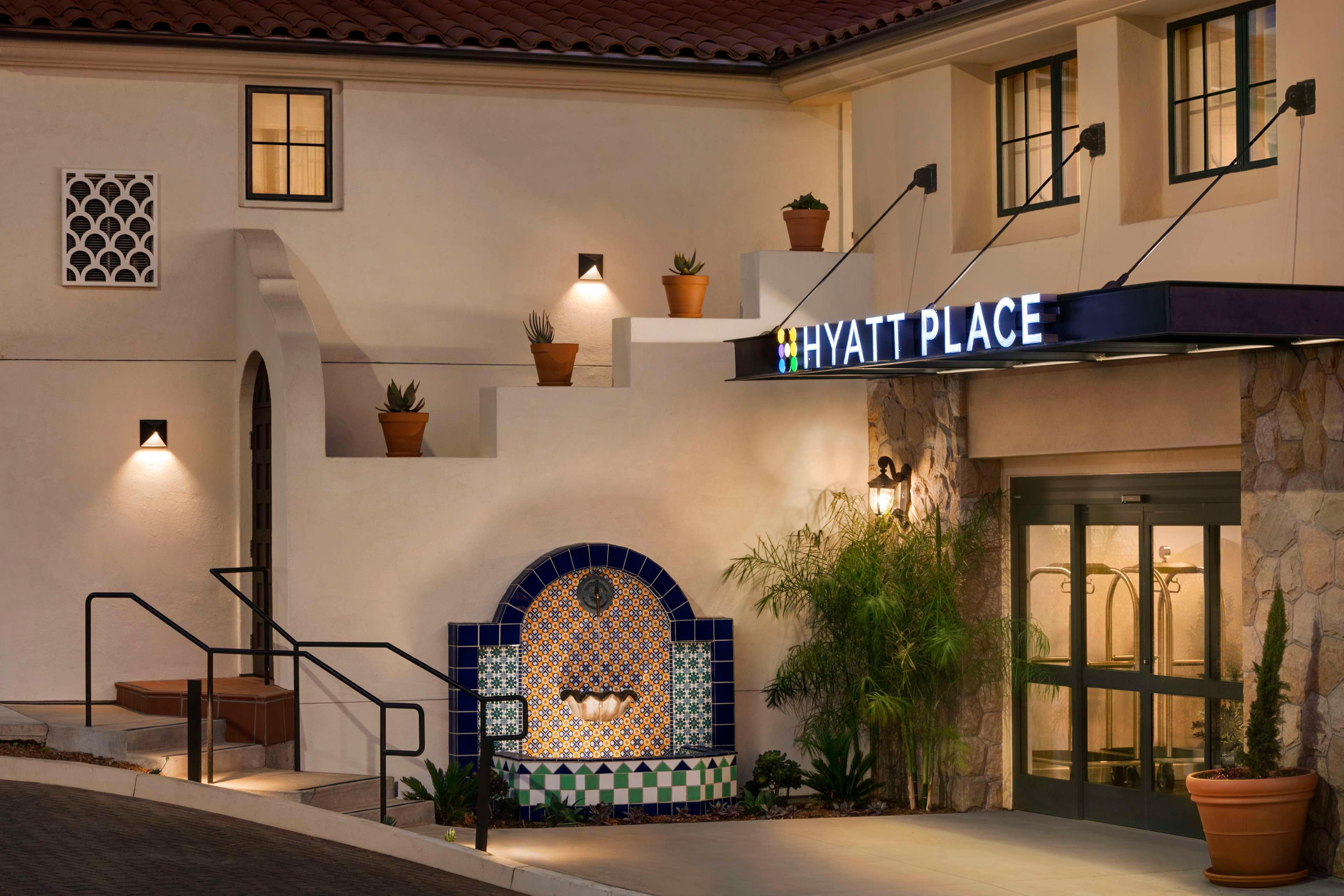 Vista Exterior Hyatt Place Santa Barbara
