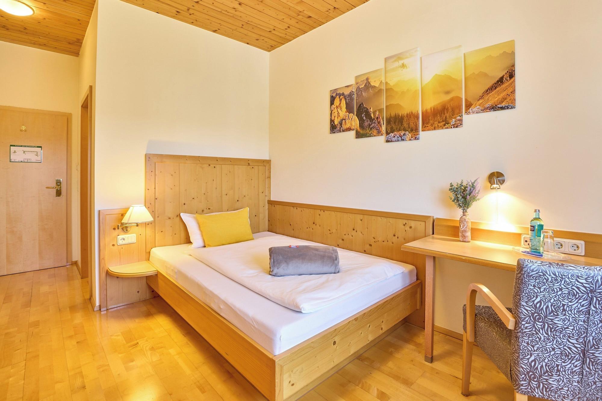 Varios Airport-Hotel Fortuna