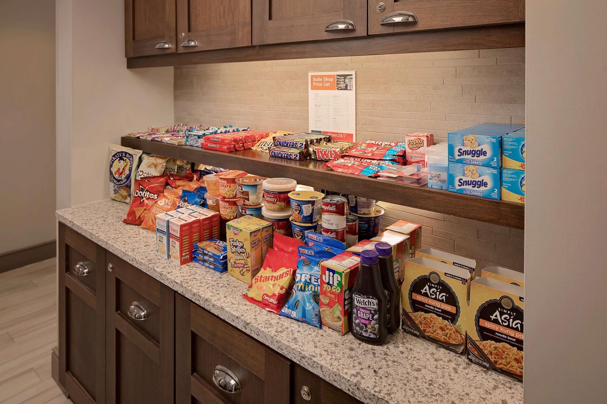 Bar/Salón Homewood Suites by Hilton Orlando-Maitland