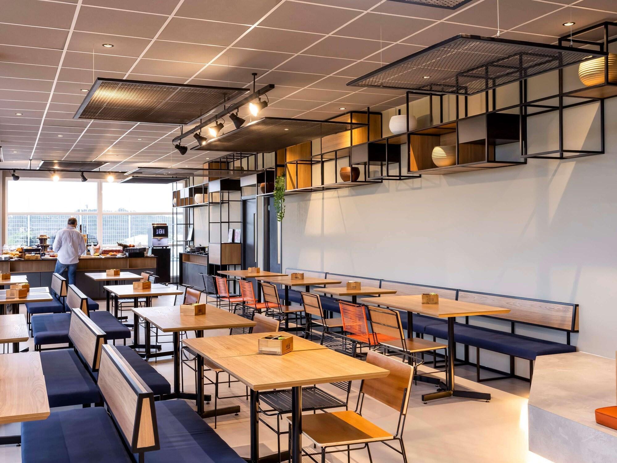 Restaurant Ibis Aruja