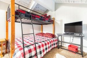 Alquiler Vacacional - Leland Lodge~ Winter Snow Park-Summer Private Lake