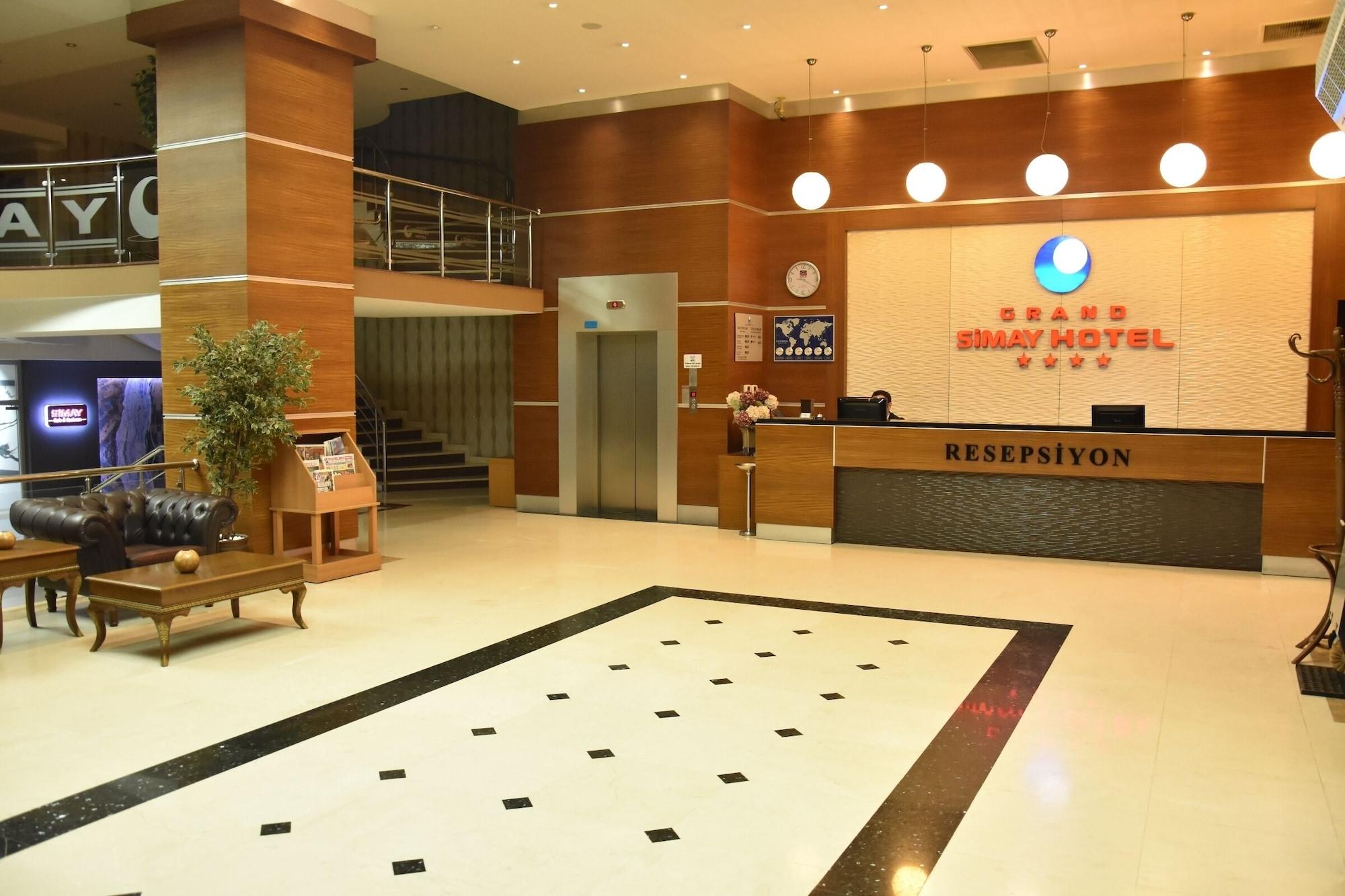 Vista Lobby Grand Simay Hotel