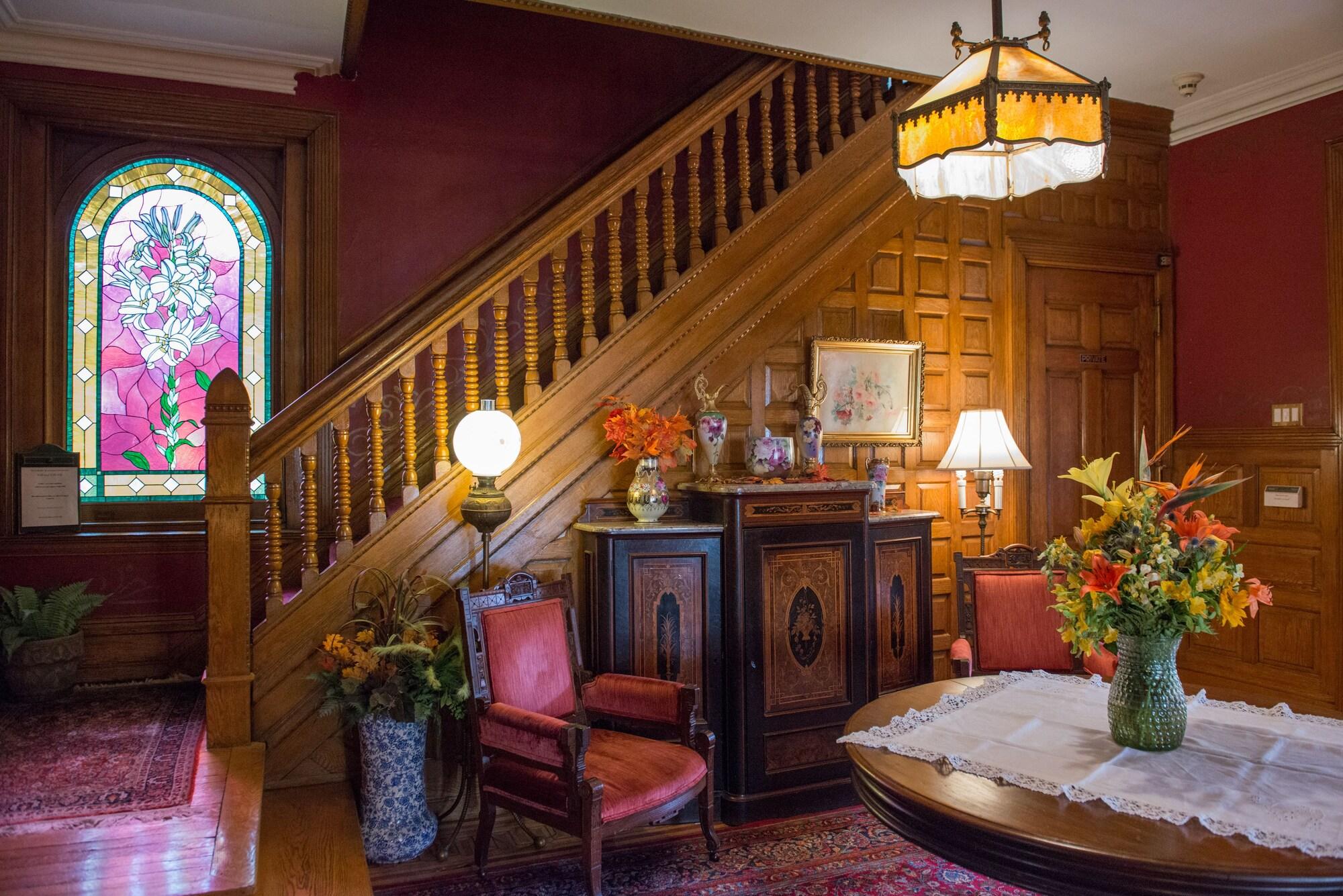 Vista Lobby The Gables B&B Philadelphia