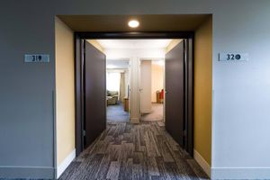 Alojamiento - The Old Woolstore Apartment Hotel