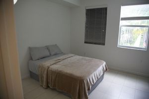 Alquiler Vacacional - beautiful comfortable townhouse apartment, located in the must peaceful area.
