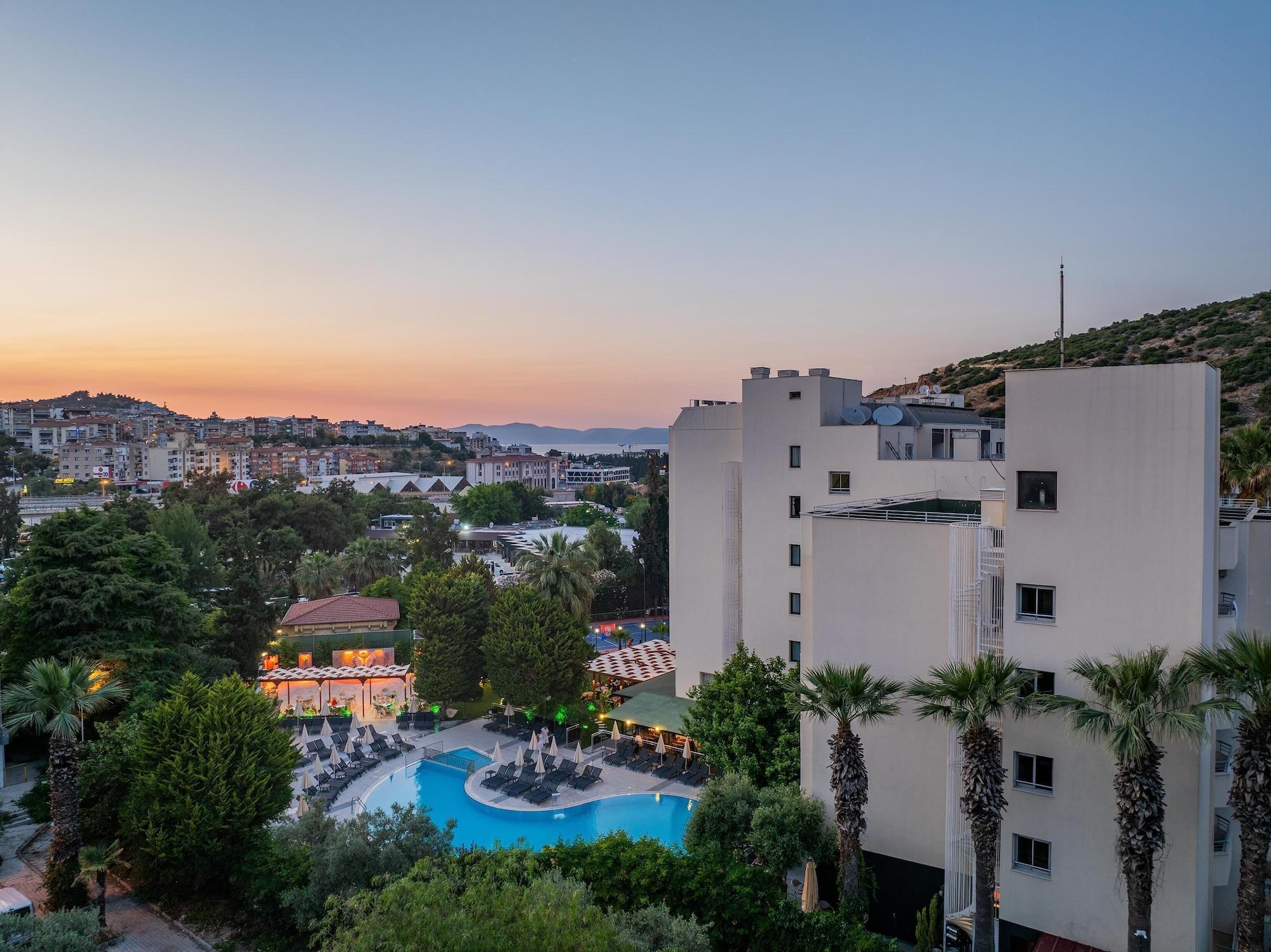 Vista Exterior Marbel Hotel by Palm Wings