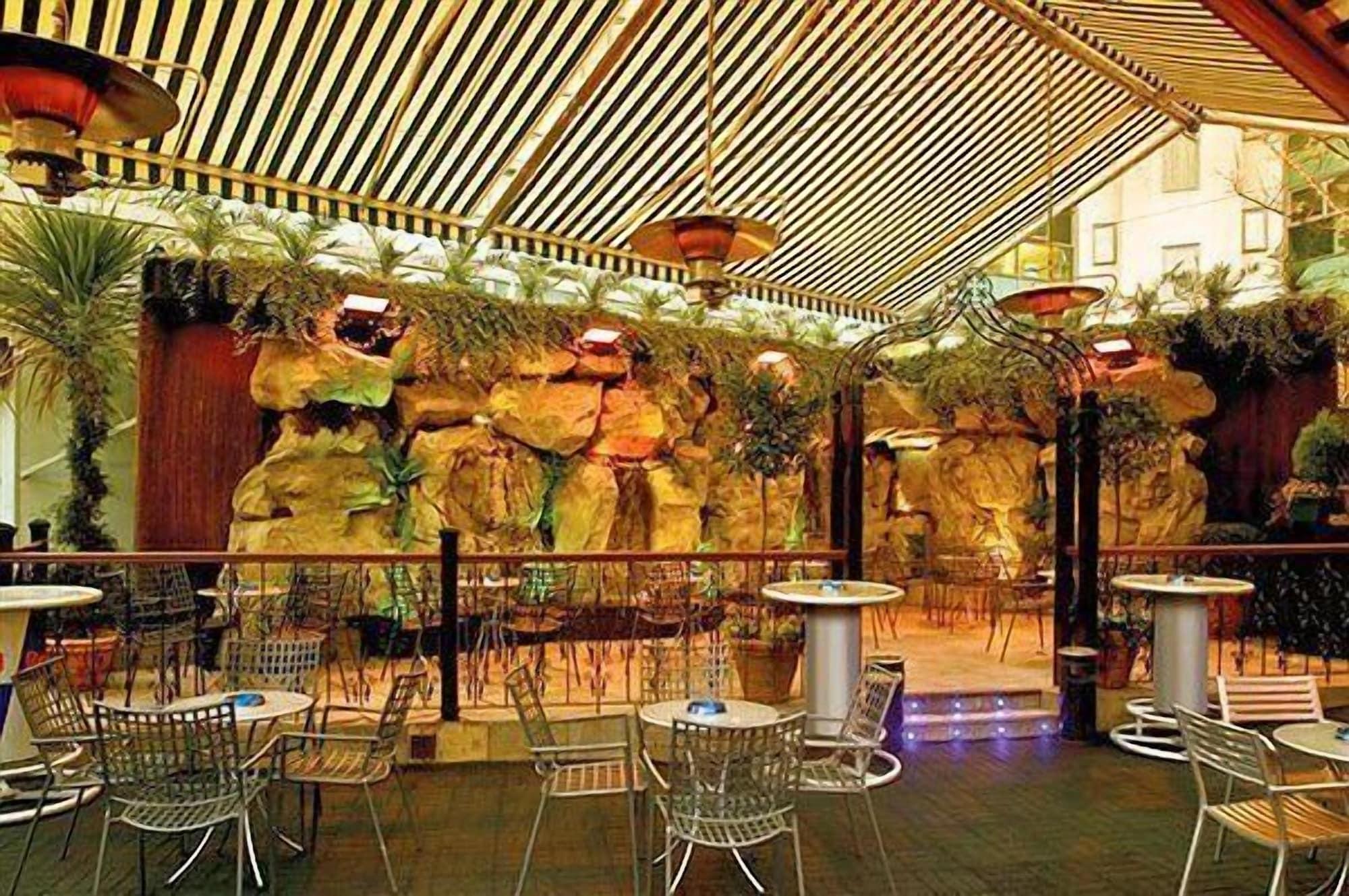 Restaurant Harcourt Hotel