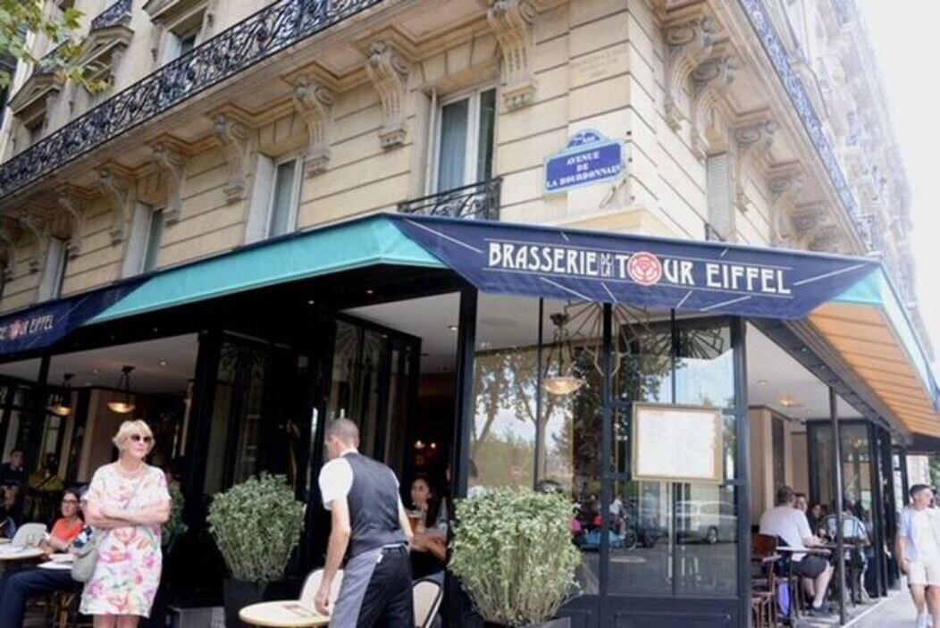 Restaurant Eiffel Dream (30 mètres de la Tour Eiffel)
