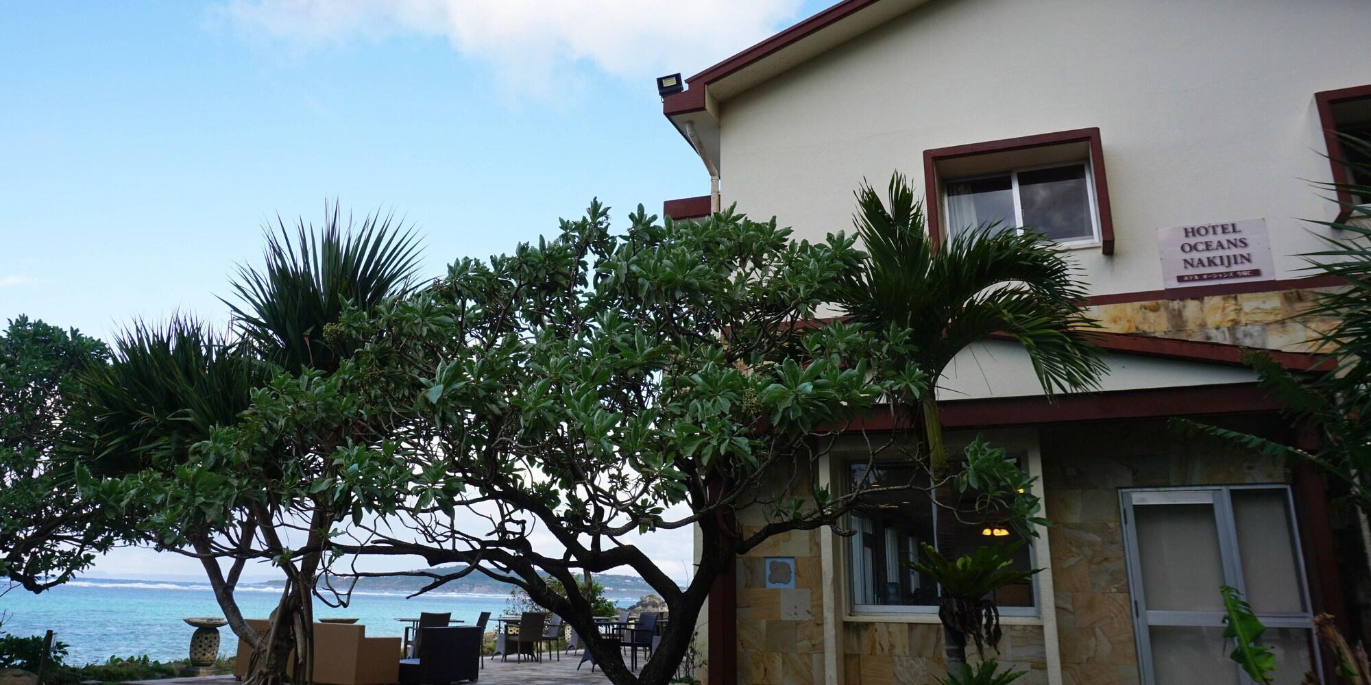 Vista Exterior Hotel Oceans Nakijin