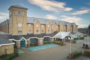 Alojamiento - DoubleTree by Hilton London Elstree