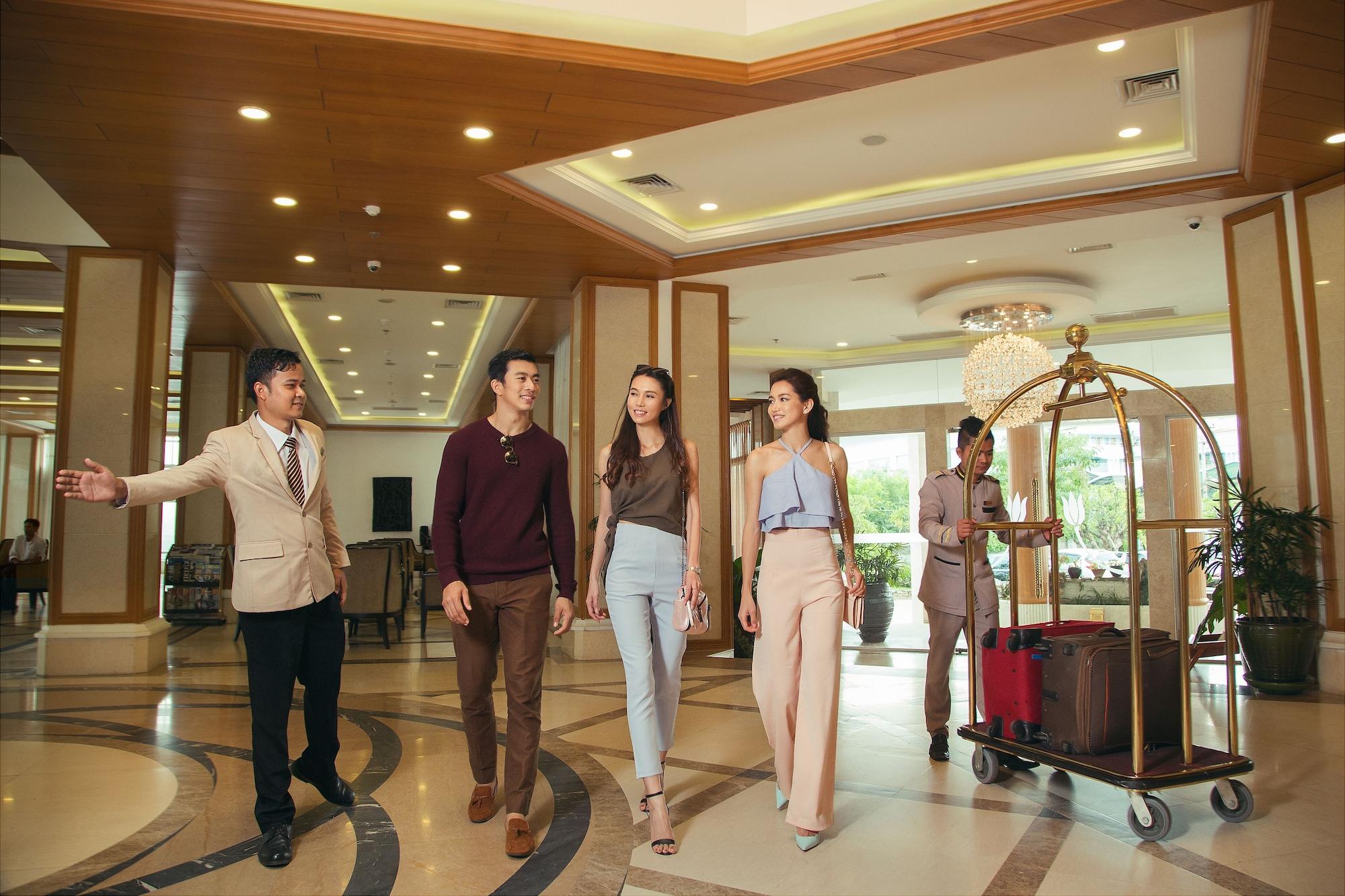 Vista Lobby Hotel Hazel