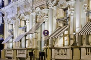 Alojamiento - Parana Hotel Plaza Jardín