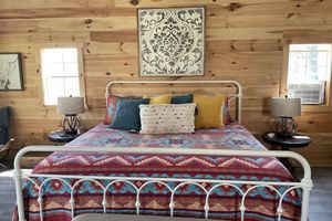 Alquiler Vacacional - Waterfront Cabin Deep in Nature