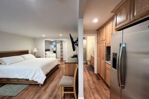 Alquiler Vacacional - Modern New Studio with All Amenities!