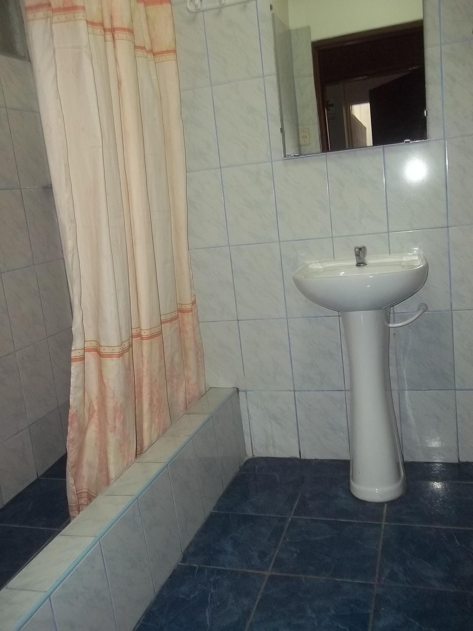 Equipamiento de Habitación Hostal Excalibur