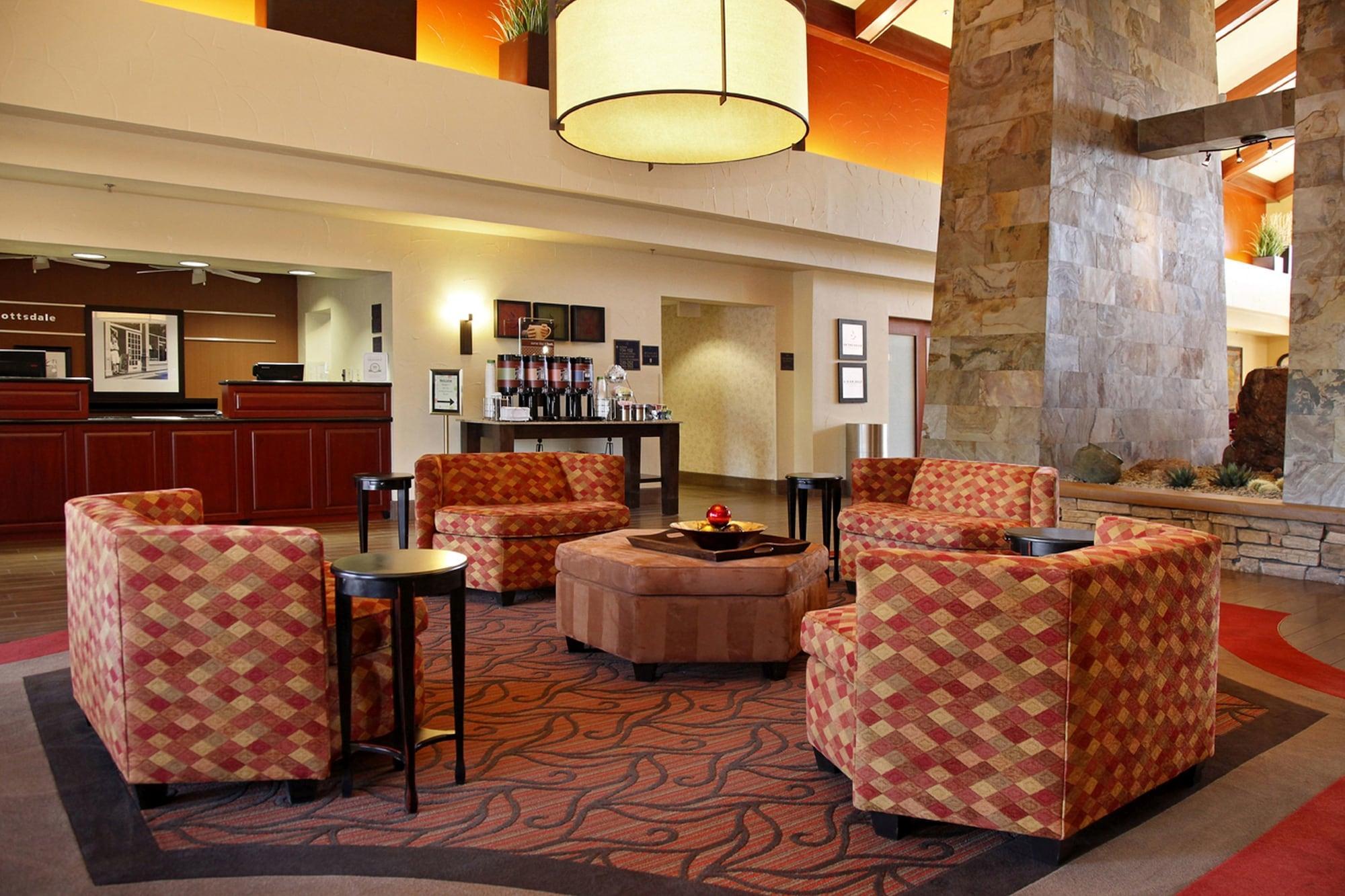 Vista Lobby Hampton Inn & Suites Phoenix/Scottsdale