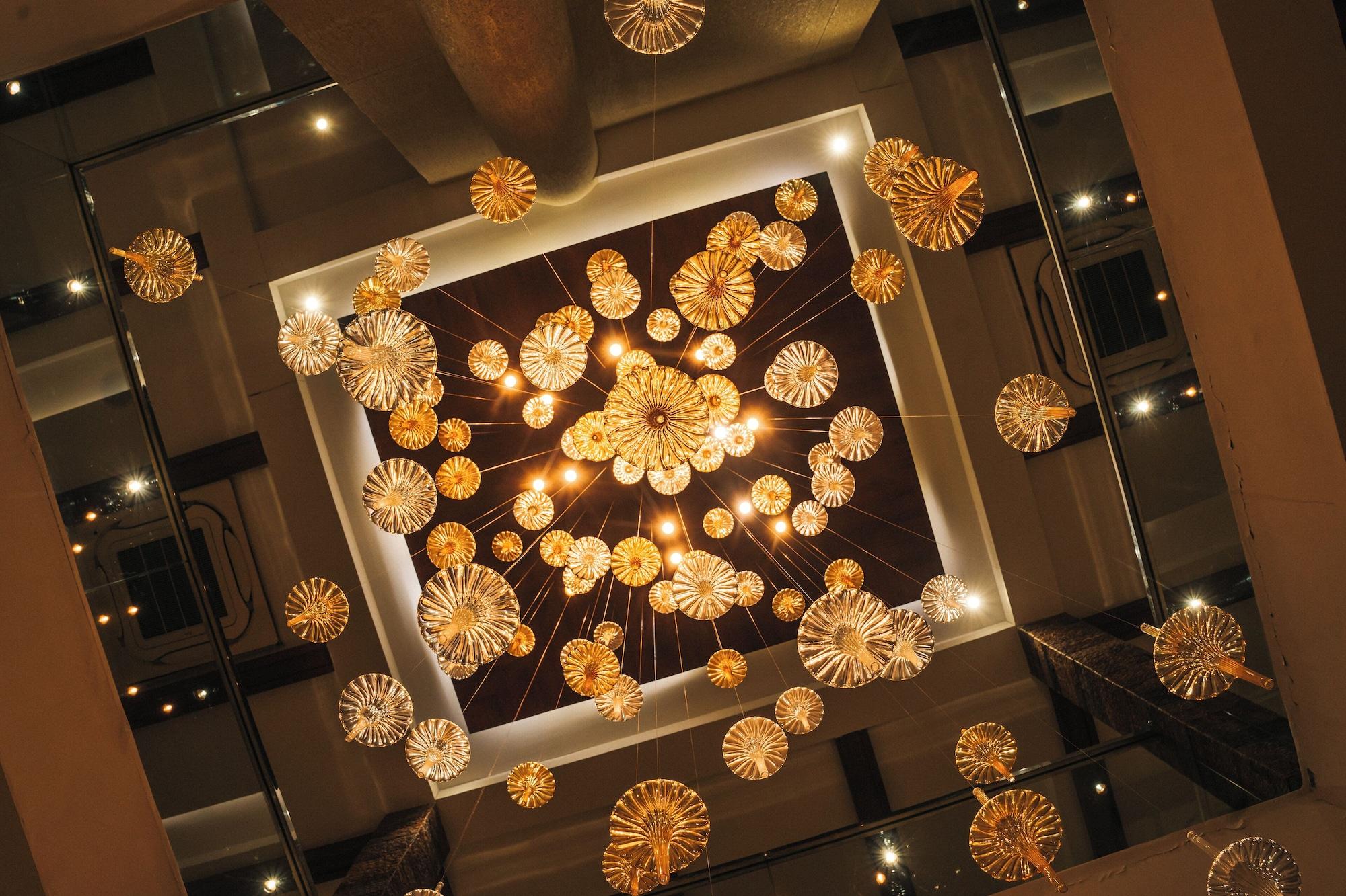 Vista Lobby New Hotel Snow Crest