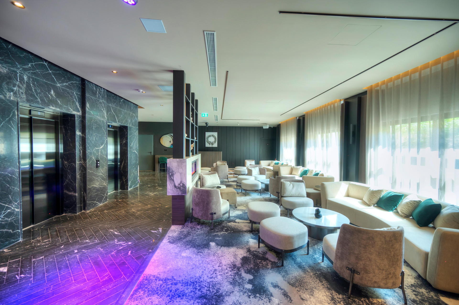 Vista Lobby Aste Hotel