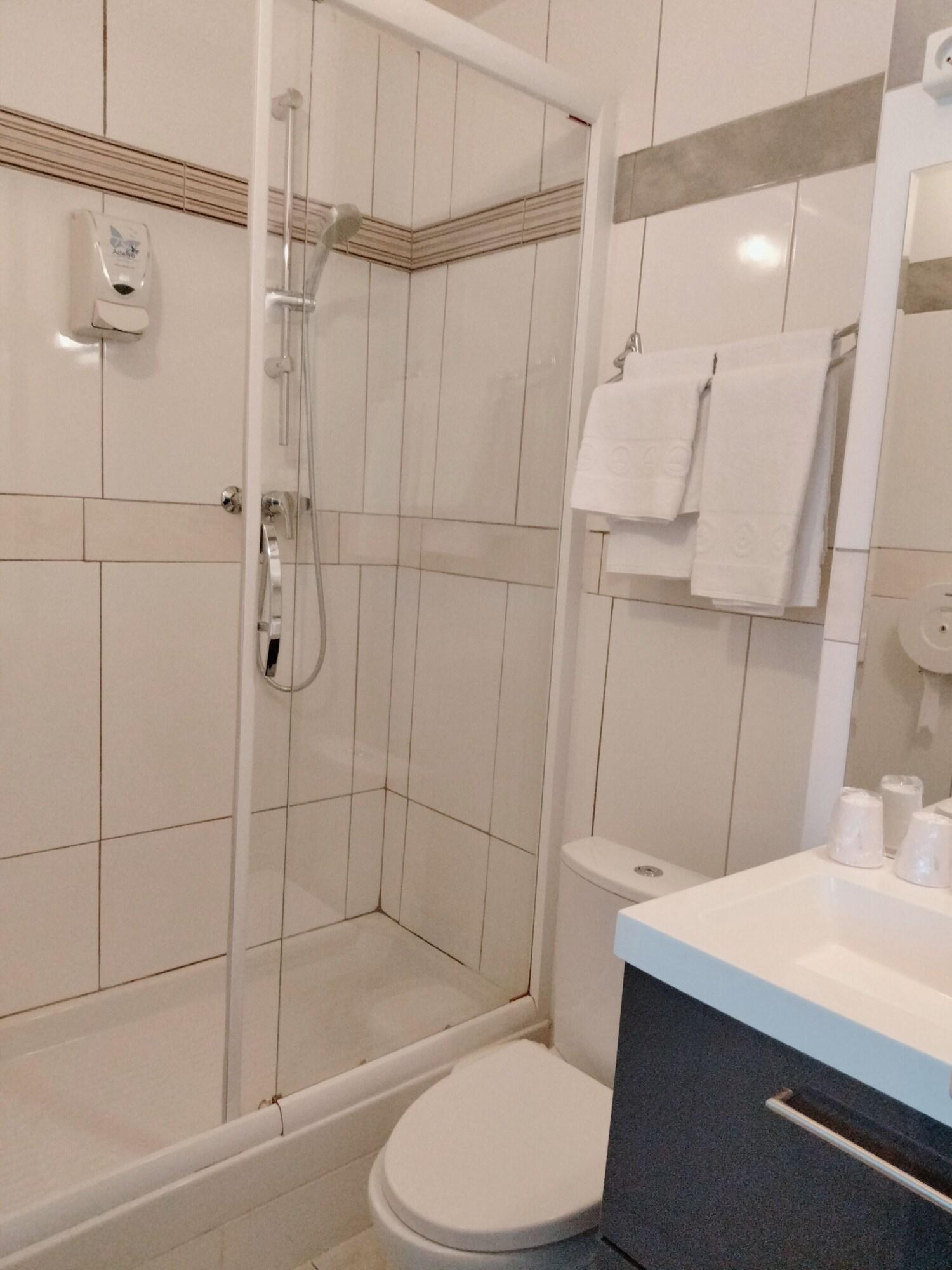 Equipamiento de Habitación Central Anzac