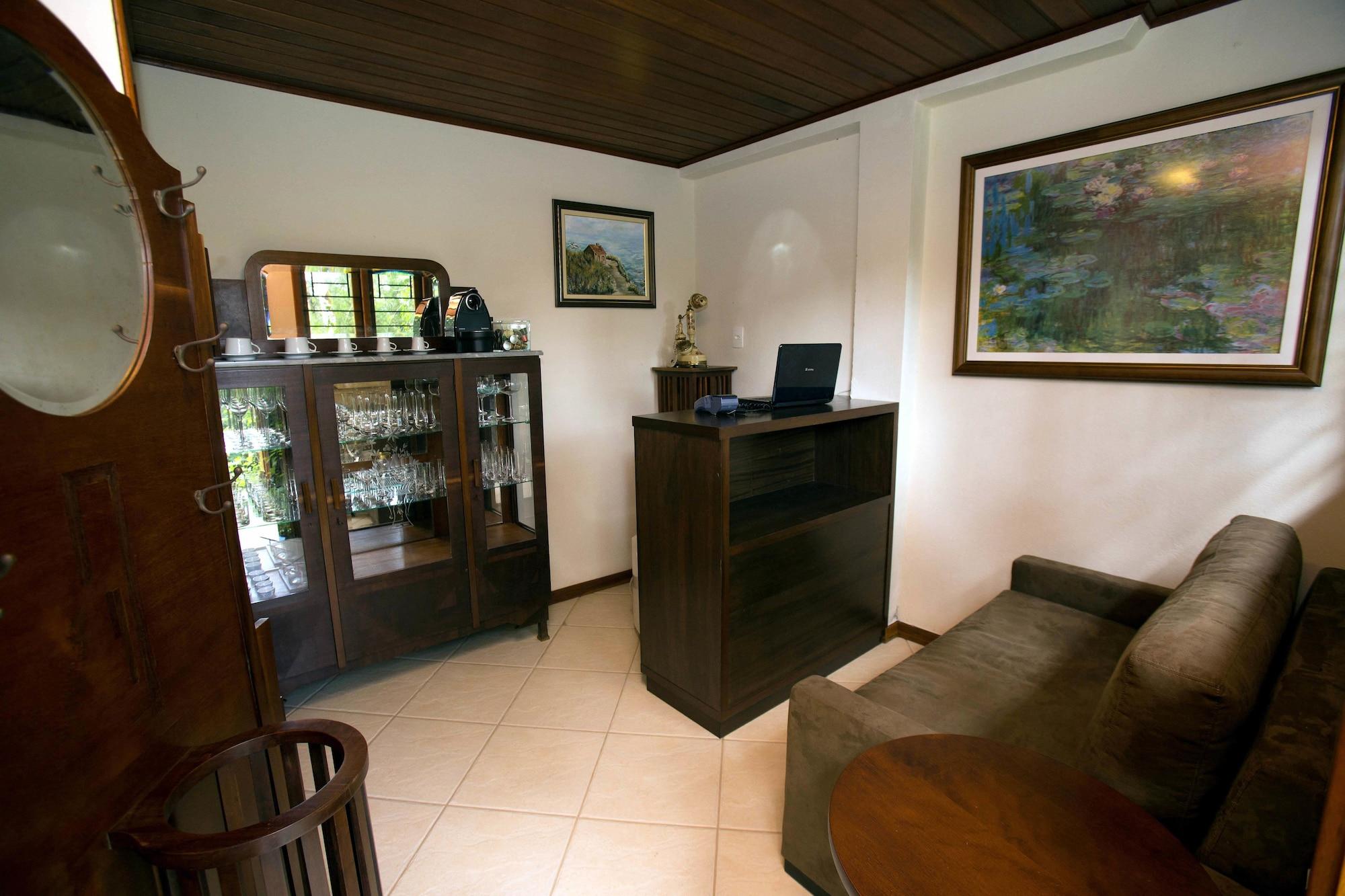 Vista Lobby Chalé da Floresta