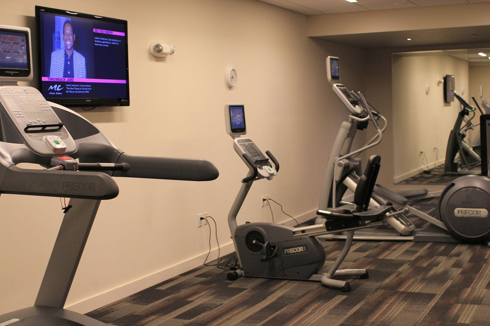 Gimnasio Colcord Hotel Oklahoma City, Curio Collection by Hilton