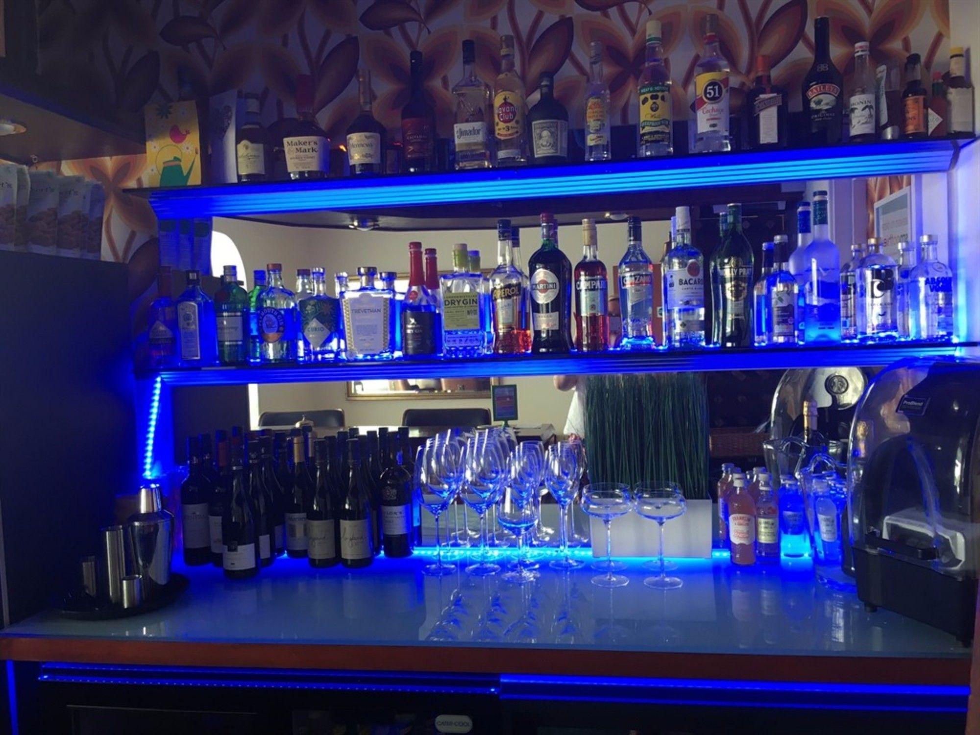 Bar/Salón The Windward