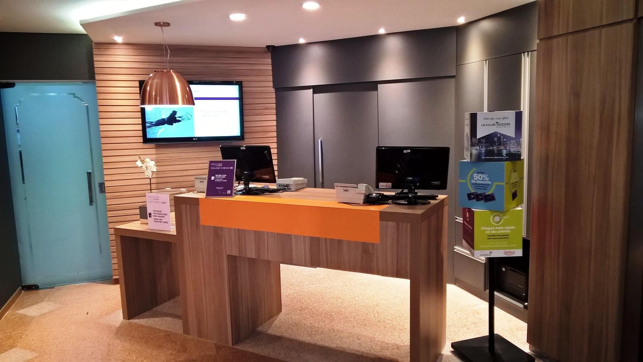 Vista Lobby Mercure Sao Paulo Alamedas