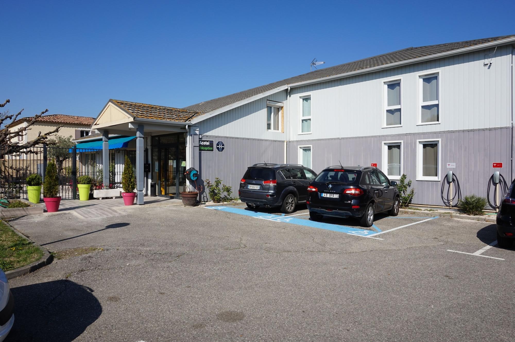 Vista Exterior Logis Hôtel Acotel