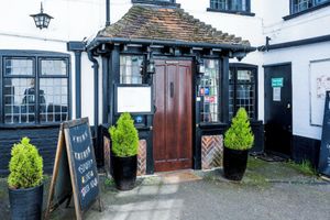 Alojamiento - The White Hart Hotel