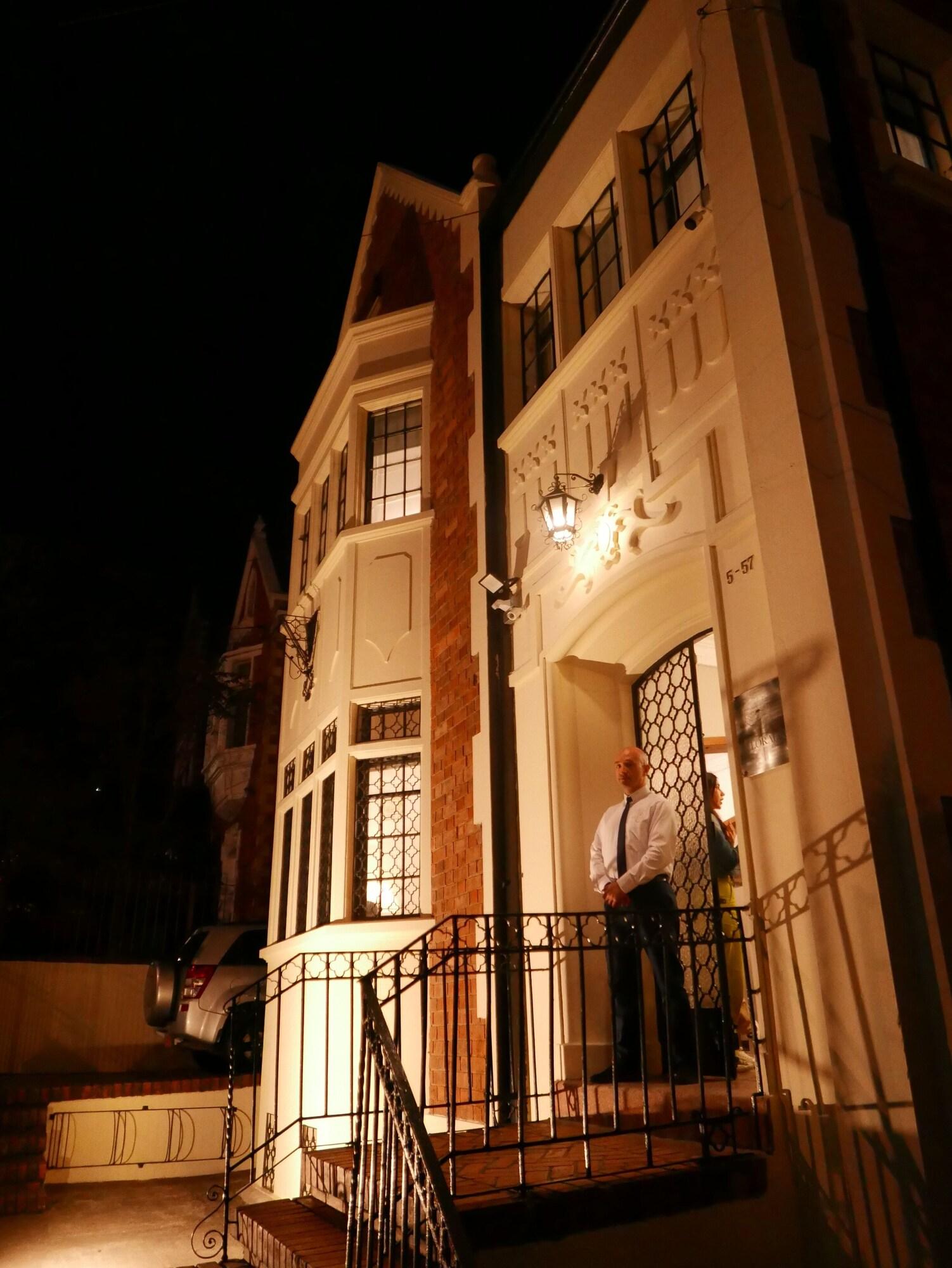 Vista Exterior Floralia Casa Boutique