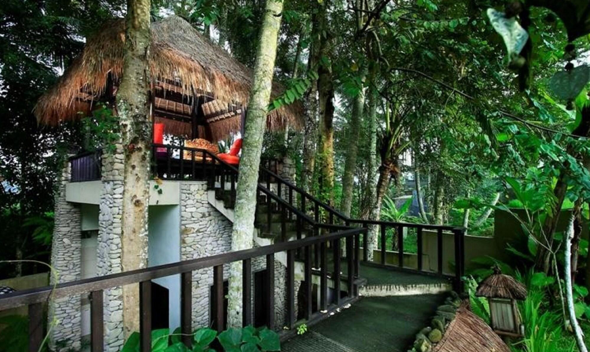 Varios Villa Puri Darma Agung