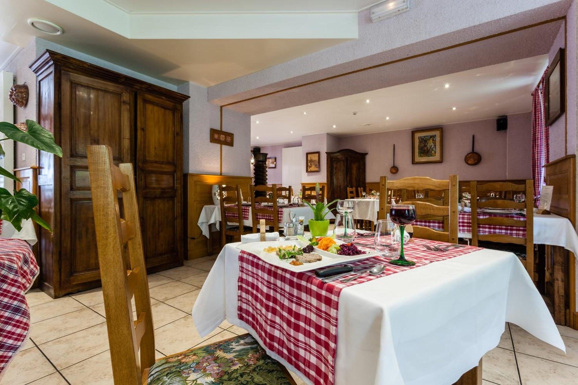 Restaurant Hotel De La Poste - Logis De France