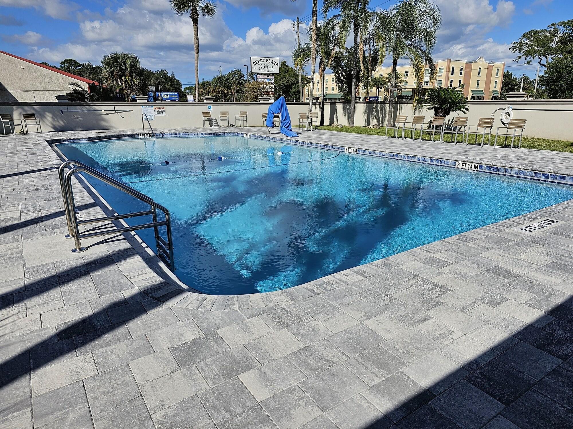 Vista Piscina Rodeway Inn St. Augustine Historic District