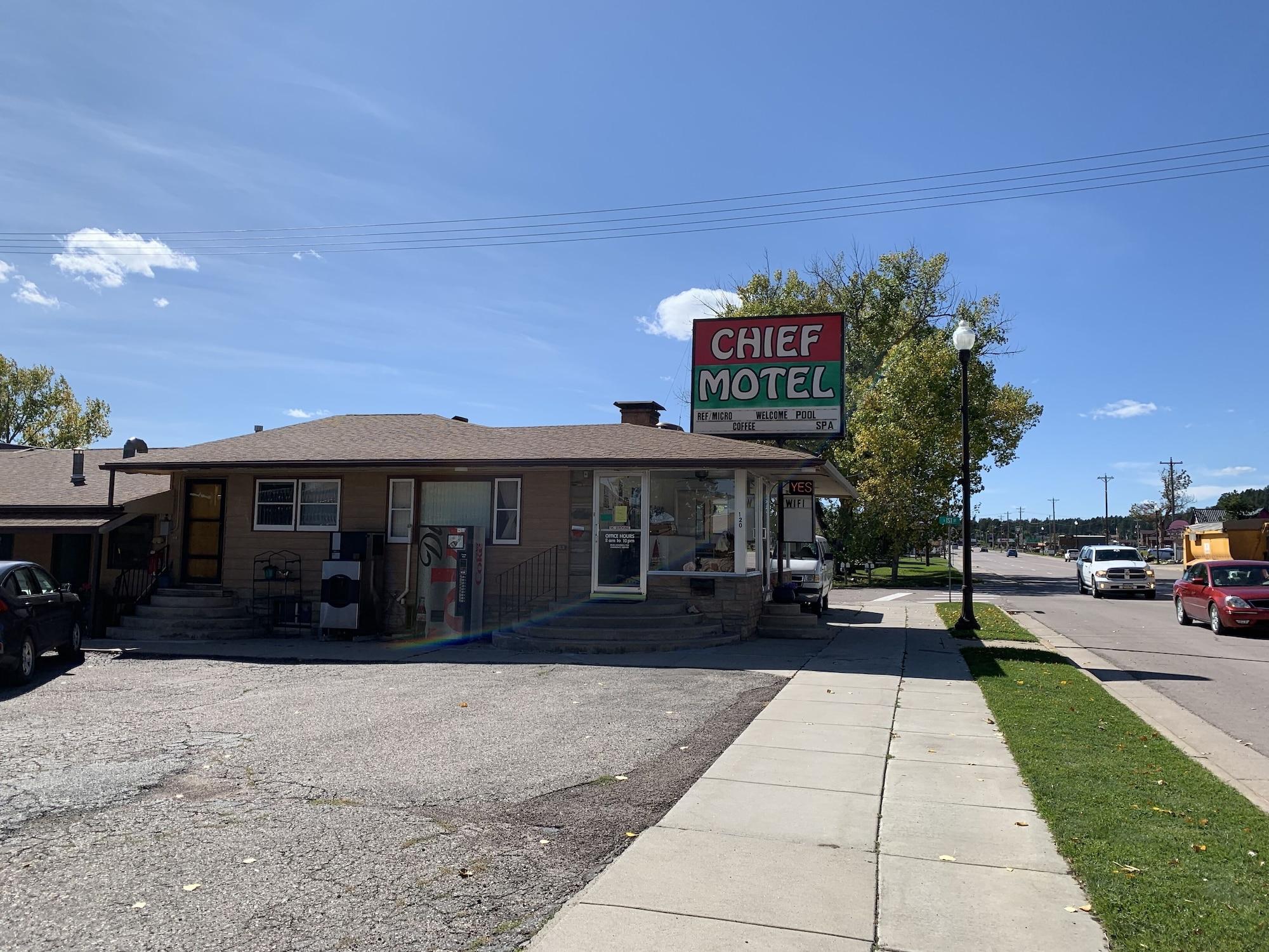 Vista Exterior Chief Motel