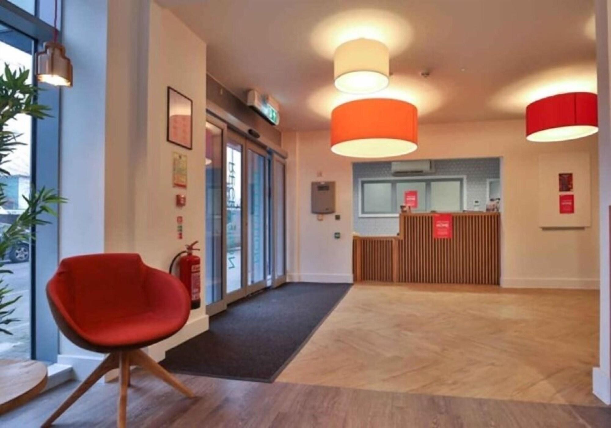 Vista Lobby Vitality Hotels