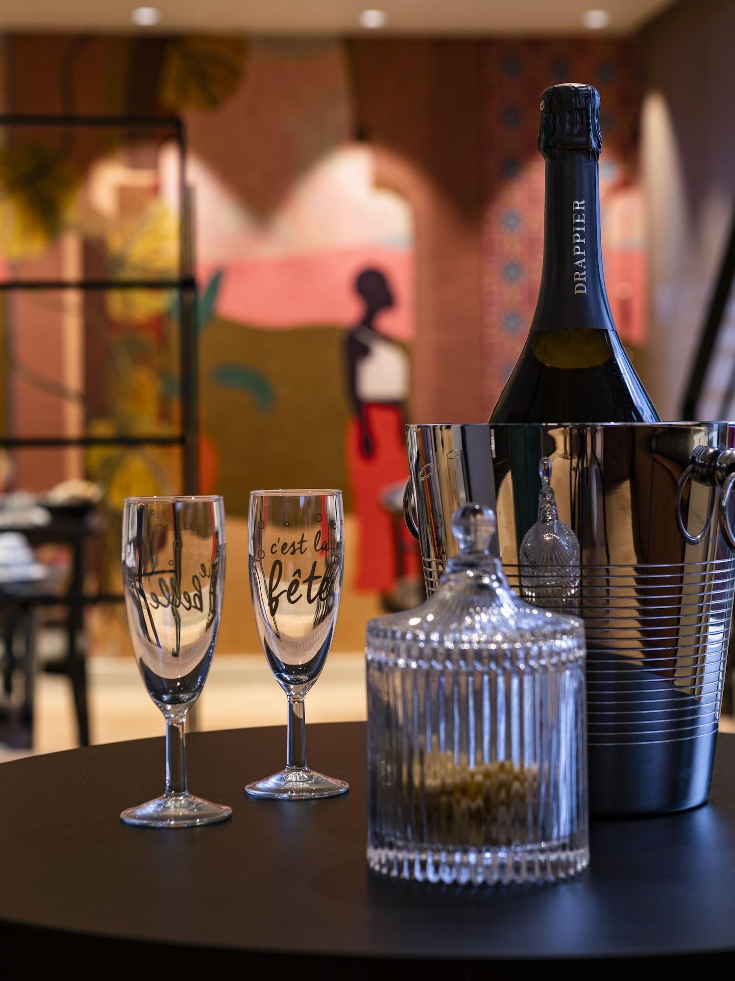 Vista Lobby MOKA Hôtel centre-ville