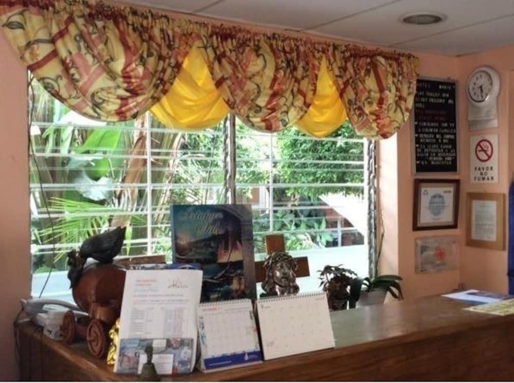 Vista Lobby Hotel Maris