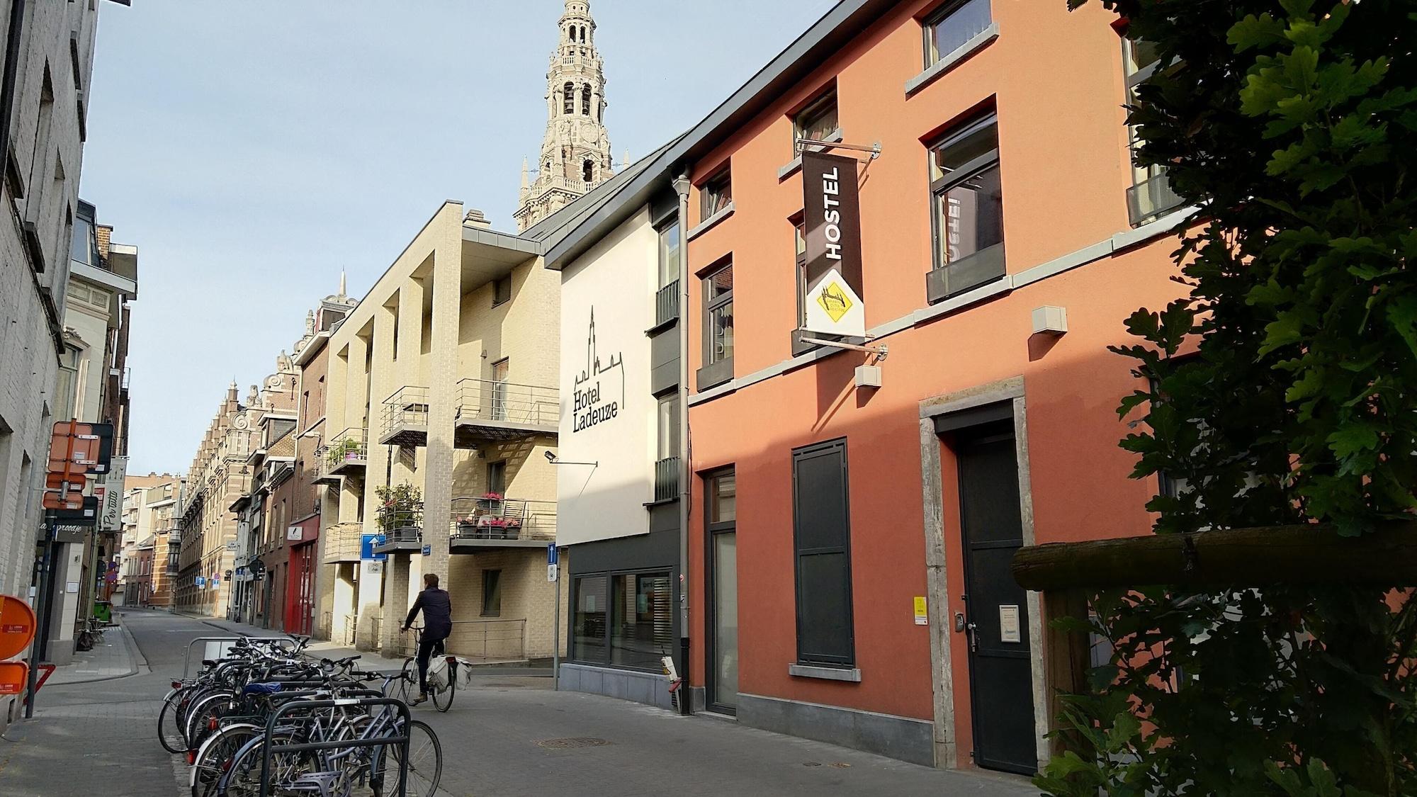 Varios Leuven City Hostel