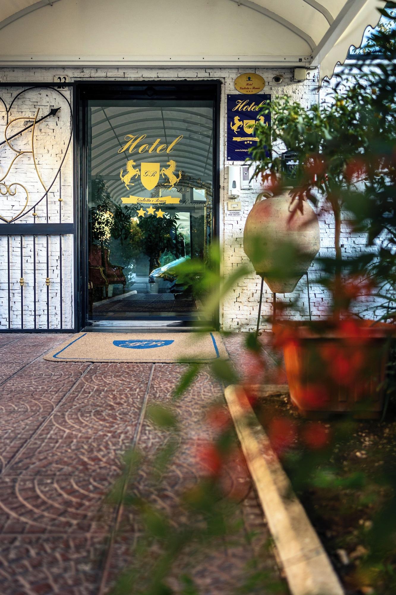 Vista Exterior Hotel Giulietta e Romeo