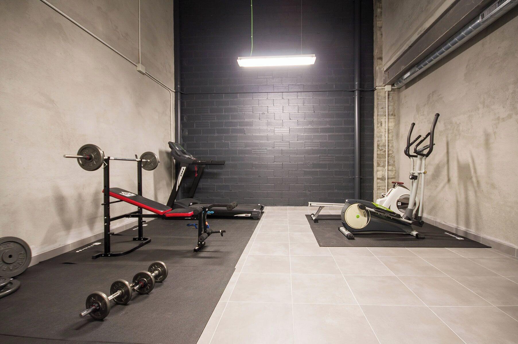 Gimnasio U-Hotel Dario Lugo