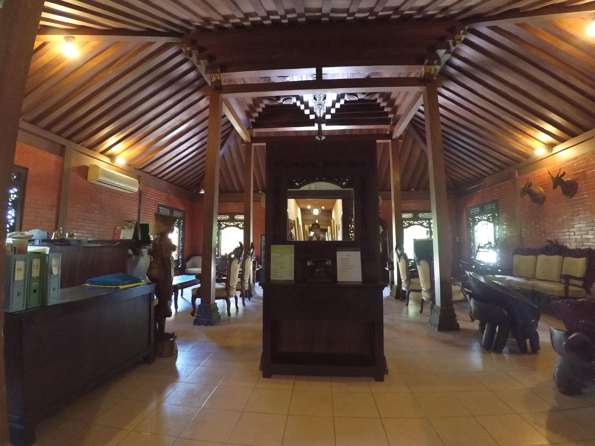 Vista Lobby Alam Jogja Resort
