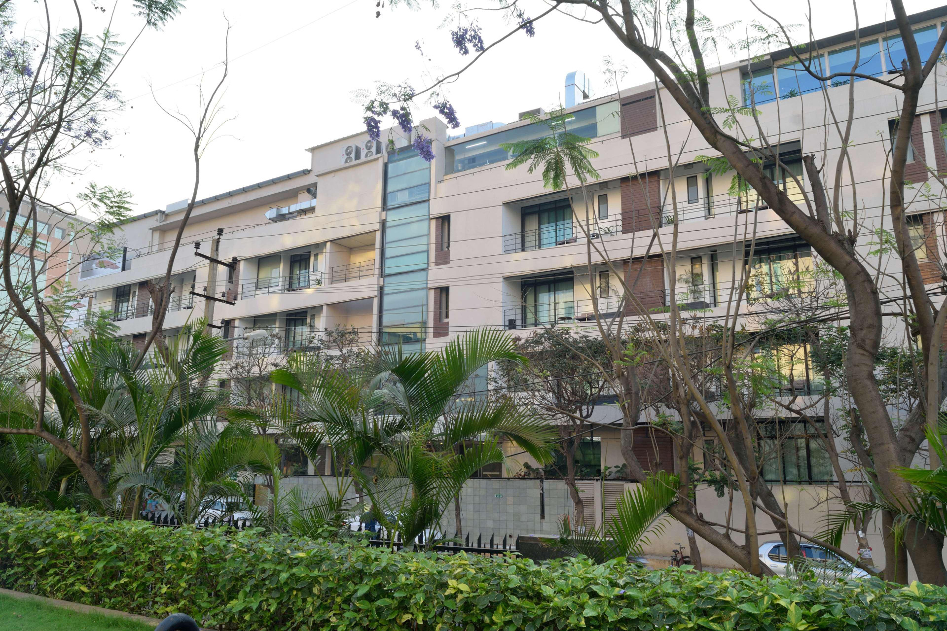 Vista Exterior RBD Sarovar Portico, Bengaluru